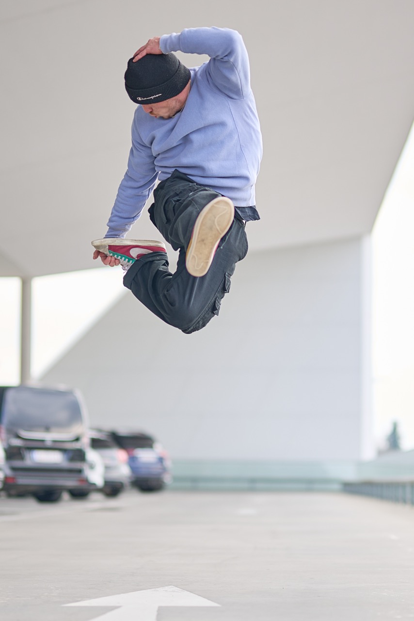 parkour-athletin-sprung-trick-05